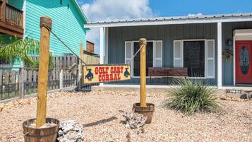 House (3 Bedrooms) | Property amenity