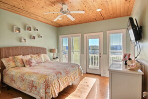 House (4 Bedrooms) | Property amenity - Ruby Redbird Roost by Silver Sands Vacation Rentals (Port Aransas)