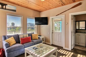 House (4 Bedrooms) | Property amenity