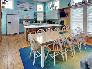 House (4 Bedrooms) | Lain-lain