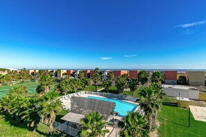 House (4 Bedrooms) | Kemudahan hartanah