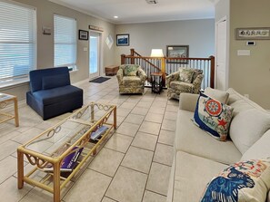 Studio (3 Bedrooms) | Property amenity