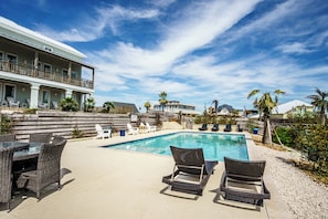 House (5 Bedrooms) | Property amenity