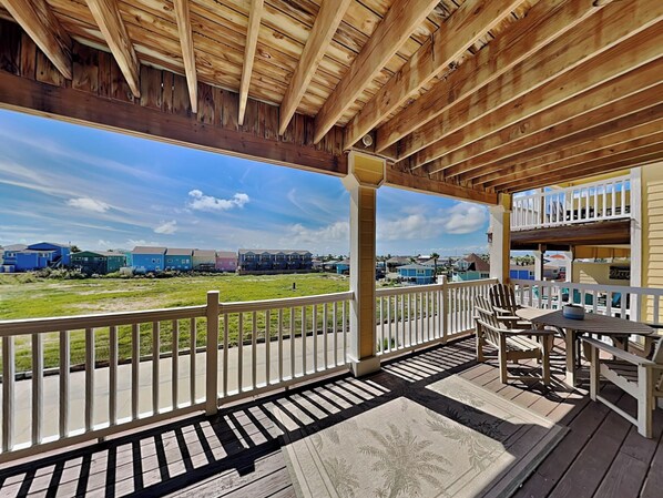 Studio (4 Bedrooms) | Front of property