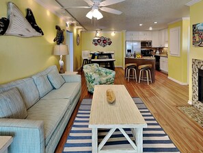 Condo (2 Bedrooms) | Servicio de la propiedad