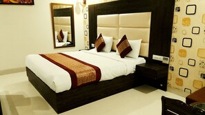 ベーシック ダブルルーム | WiFi (無料)