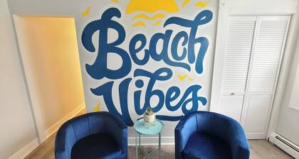 Beachcrest- Easy Walk to Tropicana & Casinos!