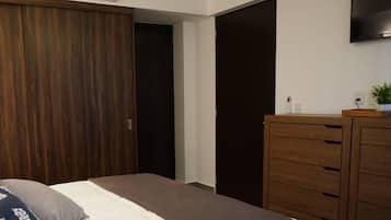 3 عدّة غرف نوم وواي فاي مجانًا وملاءات أسرّة