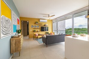 Smart TV, offices, computer monitors