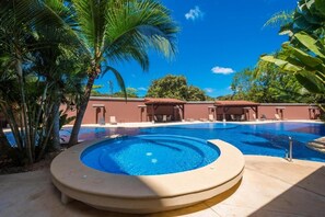 Piscina all'aperto