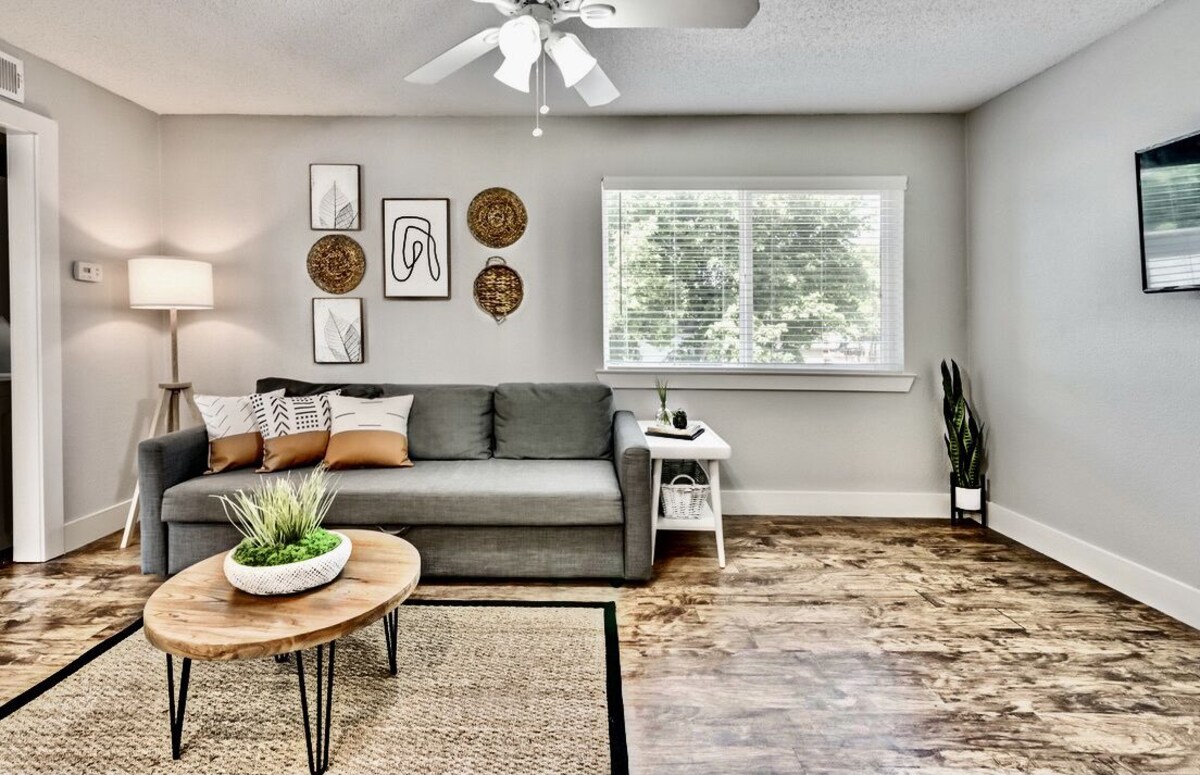 Global Cup Lovely Dallas Flat Near Downtown