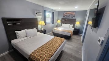 Camera Standard, 2 letti queen, non fumatori | Biancheria da letto di alta qualità, tende oscuranti