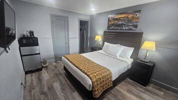 Basic-Zimmer, 1 Queen-Bett, Nichtraucher