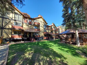 Exterior - Auslander Condominiums (Red River)