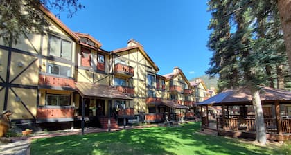 Auslander Condominiums