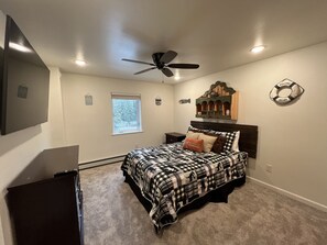 3 chambres, fer et planche à repasser, Wi-Fi gratuit, draps fournis