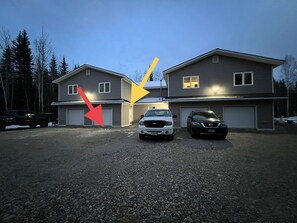 Exterior - New cute clean 4plex w/game rm, centrally located between North Pole & Fairbanks (Fairbanks)
