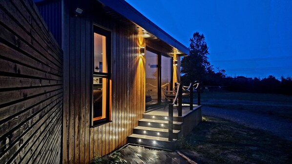 Luxury Apartment, Ensuite (Private Hot Tub) | Lobby - TT Lodges (Stockton-on-Tees)