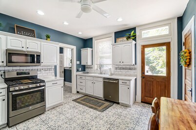 Convenient Cincy Boho Large Group Vacation Rental