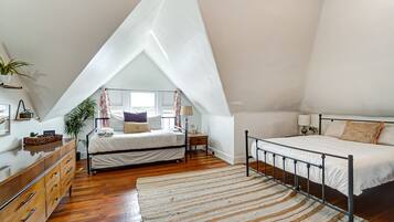 6 bedrooms, iron/ironing board, travel cot, free WiFi