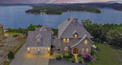 Table Rock Manor at Whitefish Bay