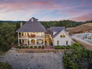 Exterior - Table Rock Manor at Whitefish Bay (Kimberling City)