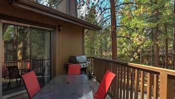 Condo, Multiple Beds, Kitchen, Mountain View (Family Fun Getaway) | Outdoor dining
