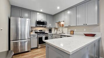 Condo, Multiple Beds, Kitchen, Mountain View (Family Fun Getaway) | Private kitchen | Fridge, microwave, oven, stovetop
