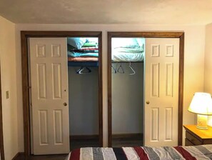 4 عدّة غرف نوم