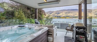 Marina Terrace Apartments