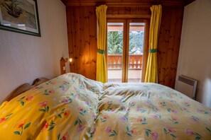 3 bedrooms, WiFi, bed sheets - Krystor 4 in the center of Meribel (Les Allues)