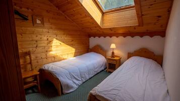 4 camere, Wi-Fi, lenzuola