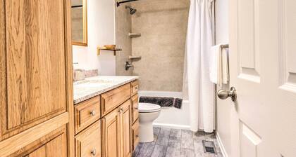 Walkable Sitka Getaway w/ Community Perks!