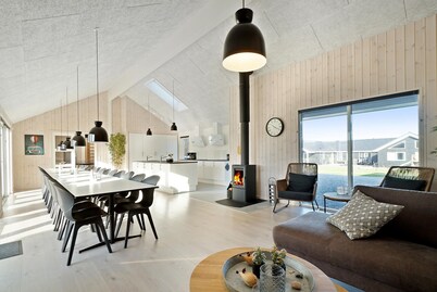 Gorgeous home in Grenaa with sauna