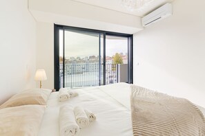 1 多间卧室、WiFi、床单、轮椅无障碍