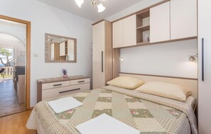2 chambres, Wi-Fi gratuit, draps fournis