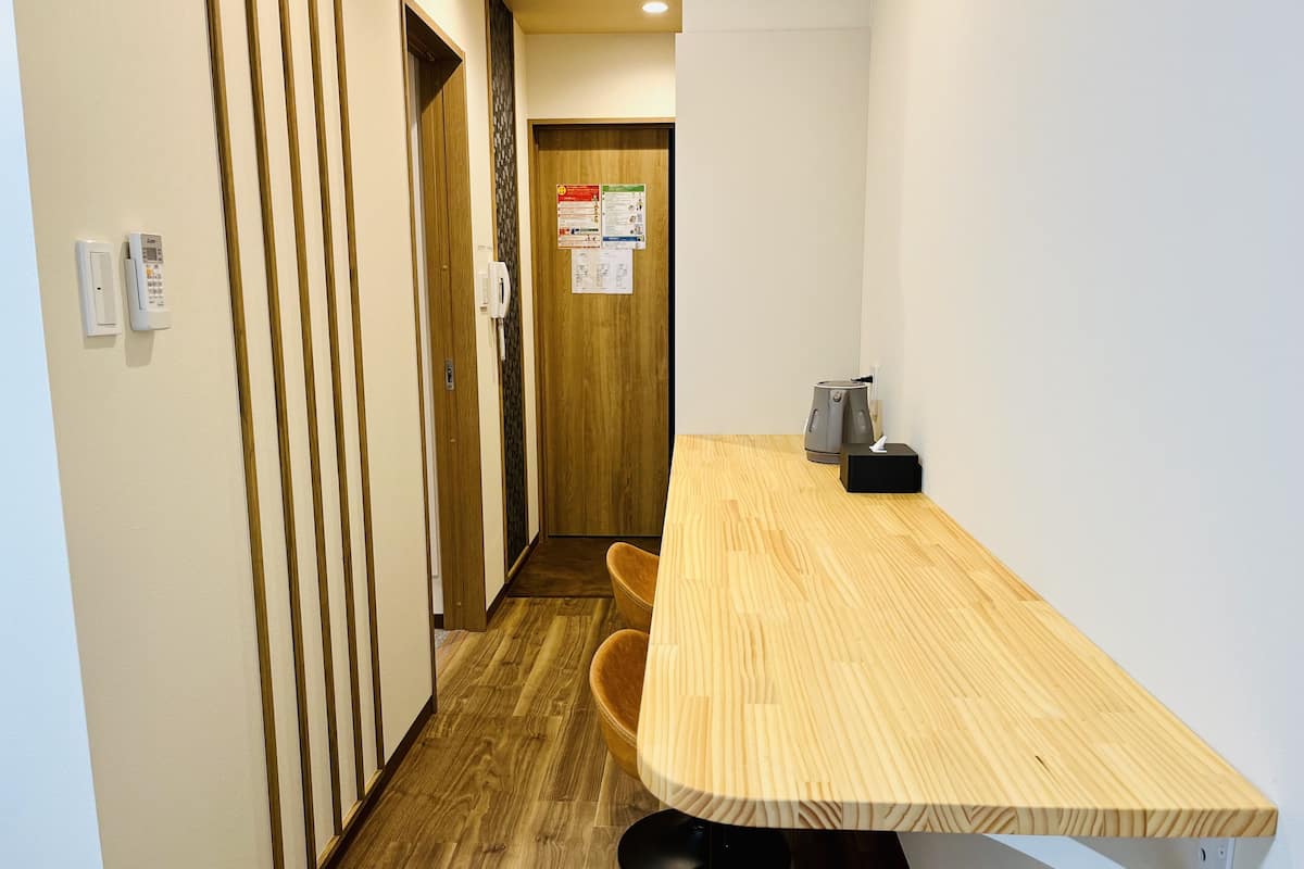 Classic-Apartment | 1 Schlafzimmer, Schreibtisch, Bügeleisen/Bügelbrett, kostenloses WLAN