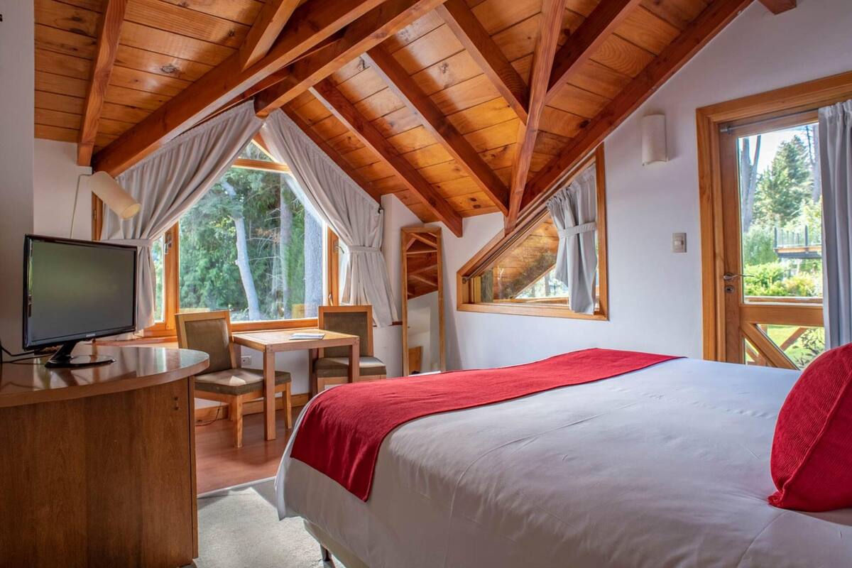 Premium bedding, pillow-top beds, free WiFi