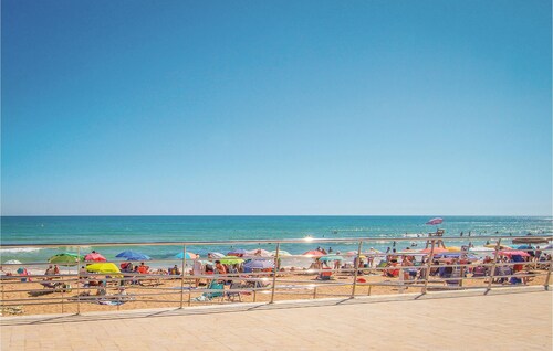 Amazing home in El Chaparral with WiFi