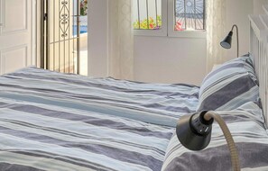 4 chambres, accès au Wi-Fi (inclus)