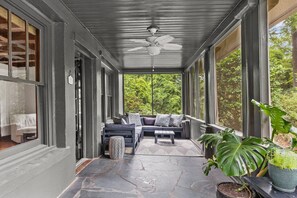 Interior - Historic Hidden Gem - Downtown Southern Pines (Southern Pines)