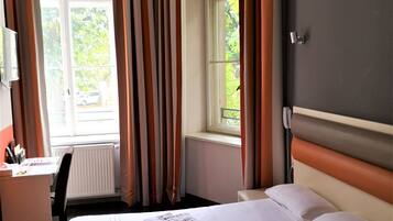 1 Schlafzimmer, kostenloses WLAN, Bettwäsche, Rollstuhlgeeignet