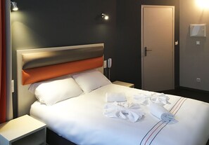 1 chambre, Wi-Fi gratuit, draps fournis
