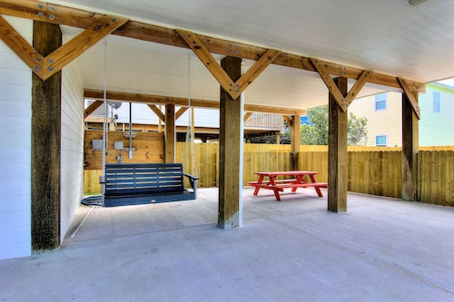 Pp604-shamrock by the Sea