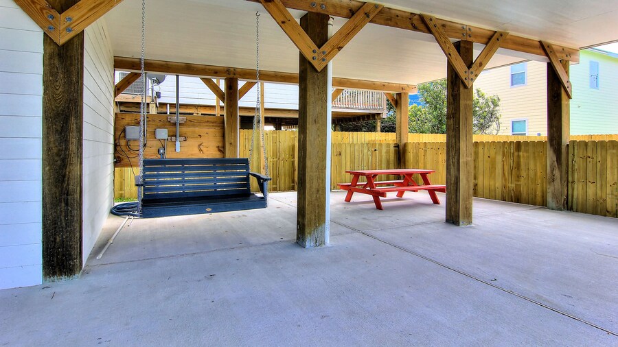 Pp604-shamrock by the Sea