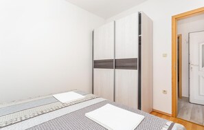 1 habitación, wifi gratis y ropa de cama