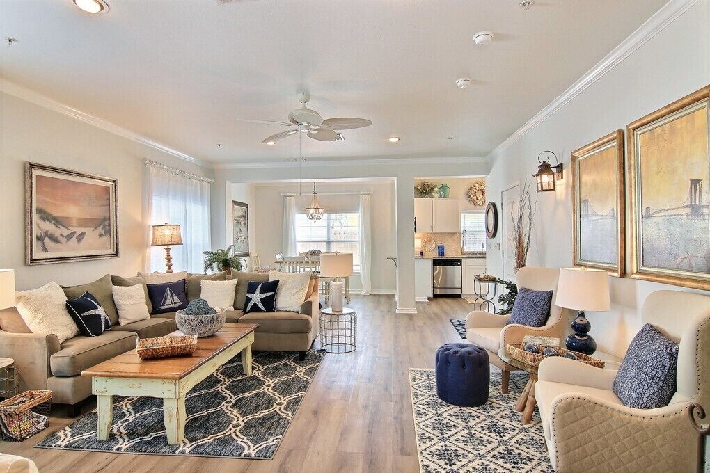 Condo, Multiple Beds, Patio (Shell Yeah) | Living area | 40-inch TV with digital channels