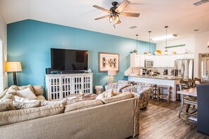 Condo, Multiple Beds, Patio (Waikiki Beach) | Living area | 40-inch TV with cable channels