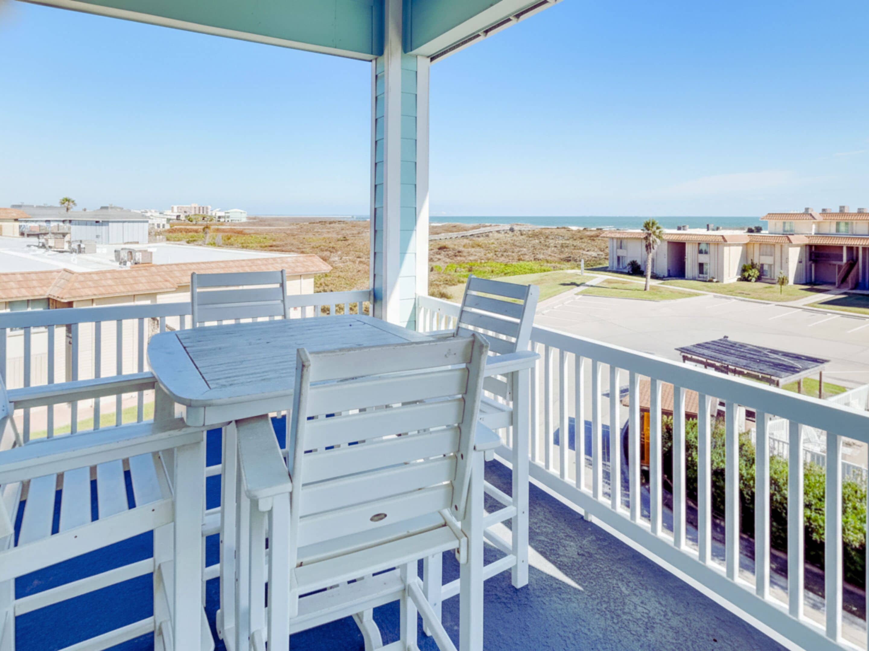 House (5 Bedrooms) | Front of property