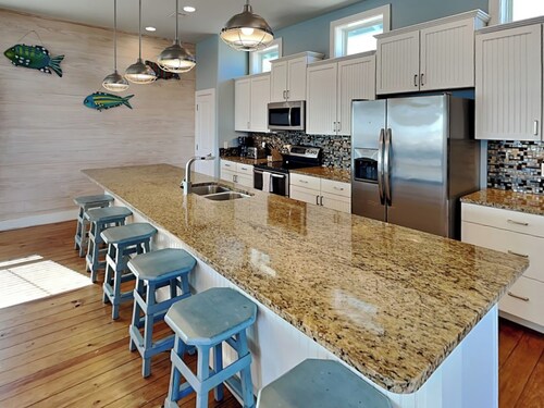 Turtle Paradise by Silver Sands Vacation Rentals